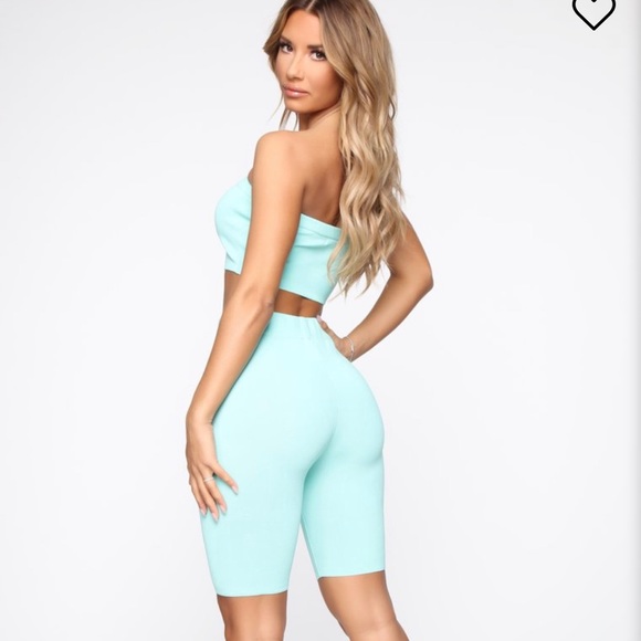 Fashion Nova ‘Tracy’ Biker Short Set in Mint - Picture 2 of 3